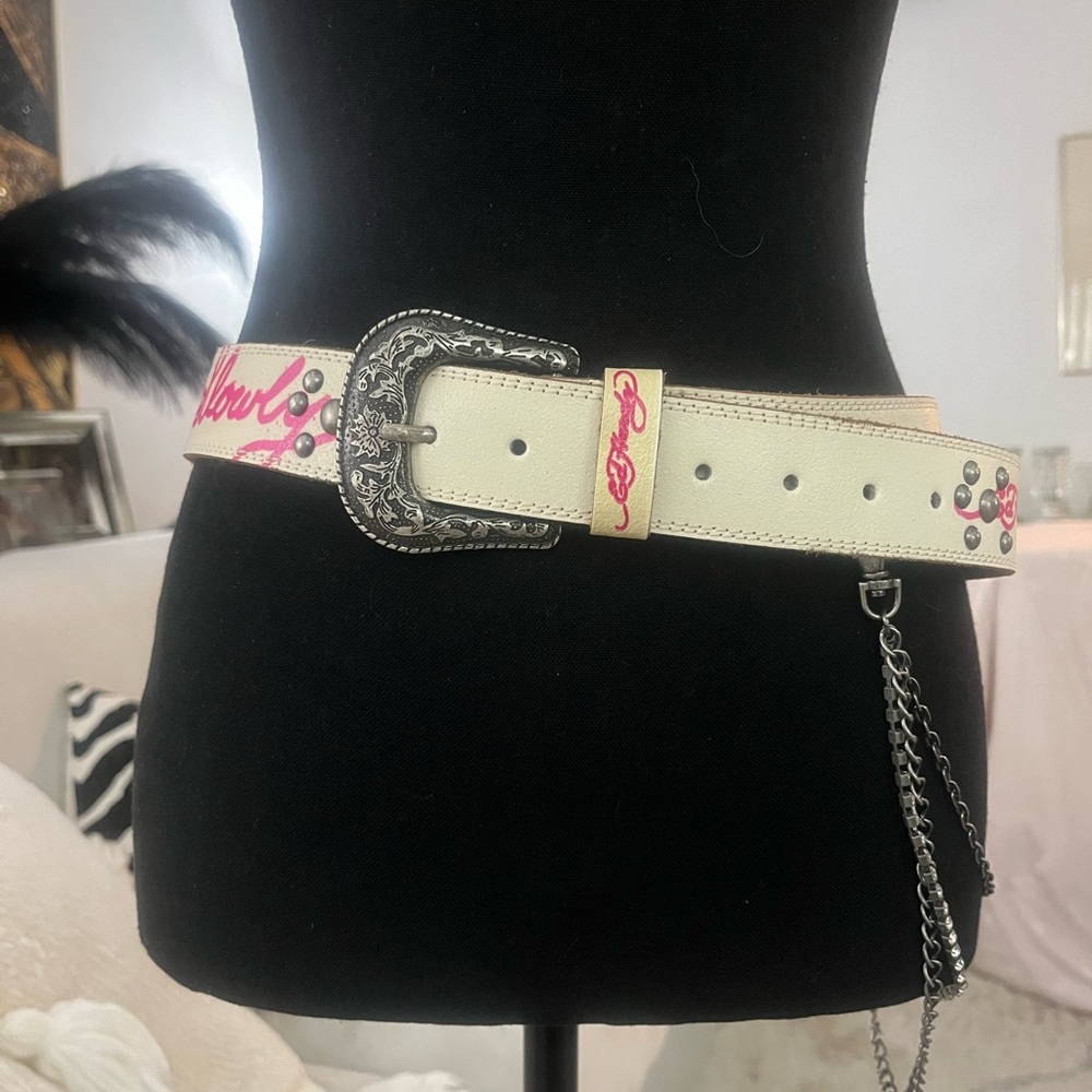 - Ed Hardy chain belt